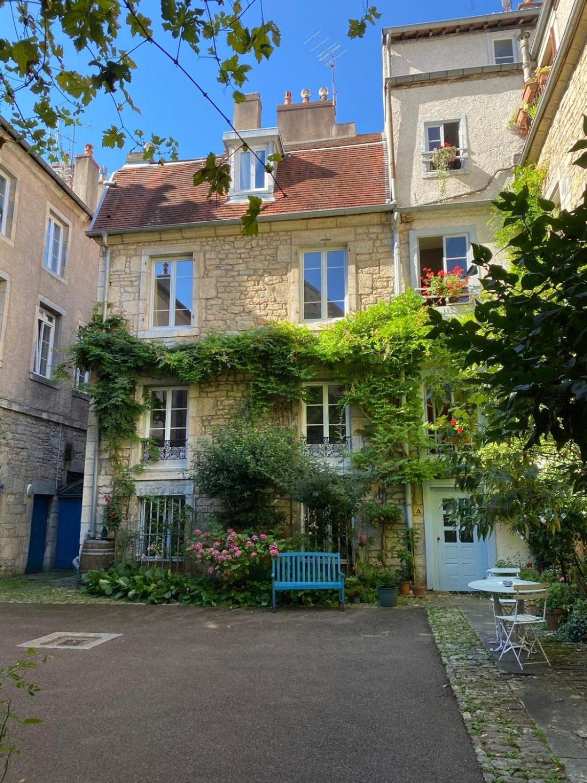 Besancon: Charmant Duplex Au Pied De La Citadelle Eksteriør billede